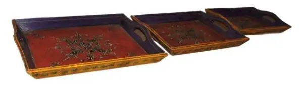 Imagen BANDEJA MEDIANA DE MADERA POLICROMADA VERDE Y NARANJA